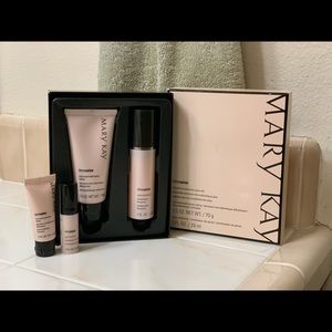 Mary Kay Microdermabrasion Plus Set